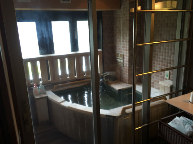 富士レークホテルの部屋風呂